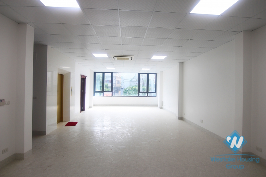 Brand new 03 bedrooms house for rent in Ba Dinh district